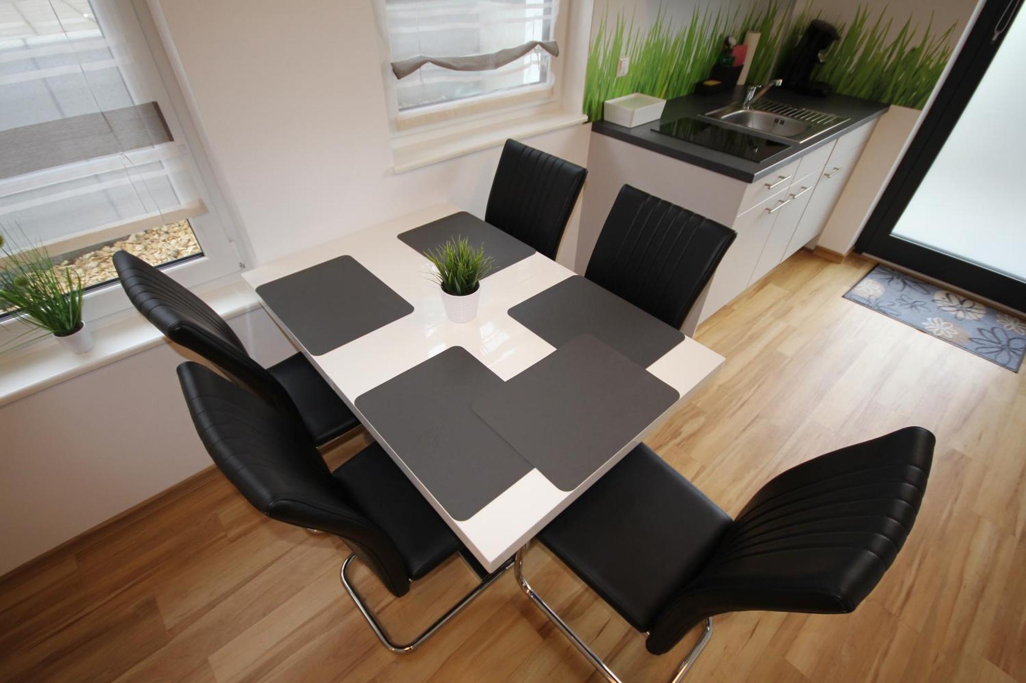 Kern Apartments روست المظهر الخارجي الصورة
