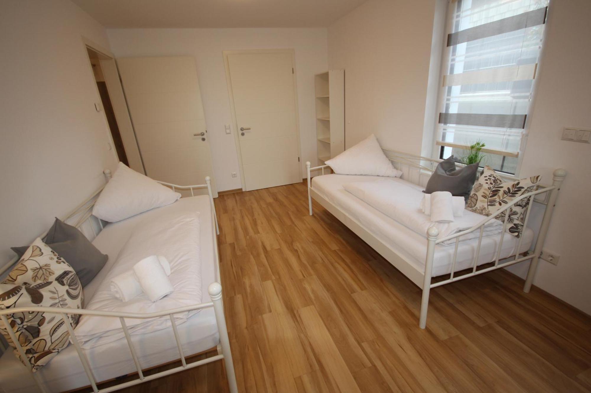Kern Apartments روست المظهر الخارجي الصورة