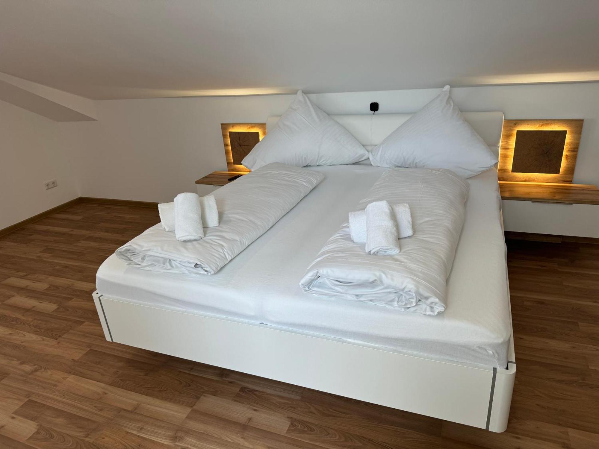 Kern Apartments روست المظهر الخارجي الصورة